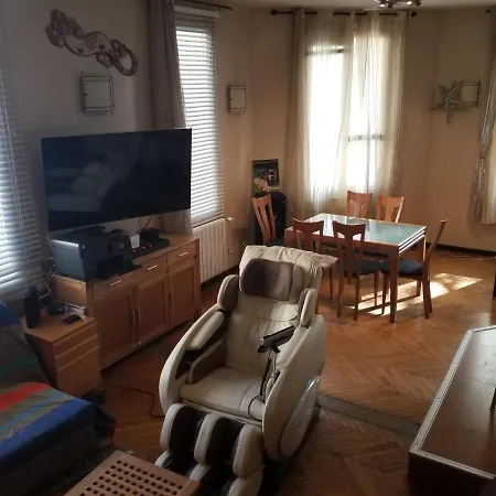 Homestay Grande Climatisee, Proximite Palais De Justice *